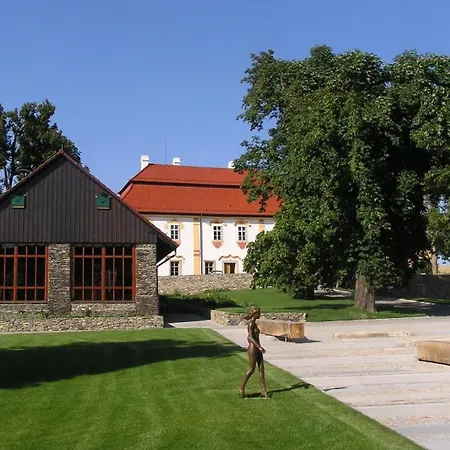 Penzion Zámeček 3*