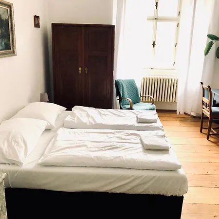 Zamecek 3* Ostrov (Central Bohemian)