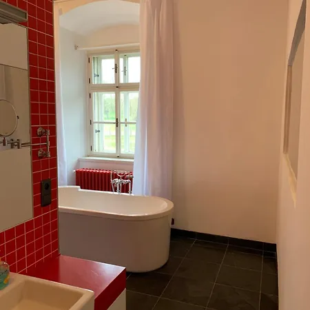 Zamecek Vendégház Ostrov