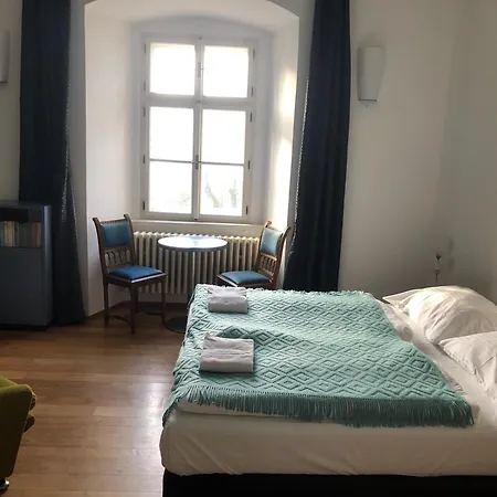 Guest house Zamecek 3*
